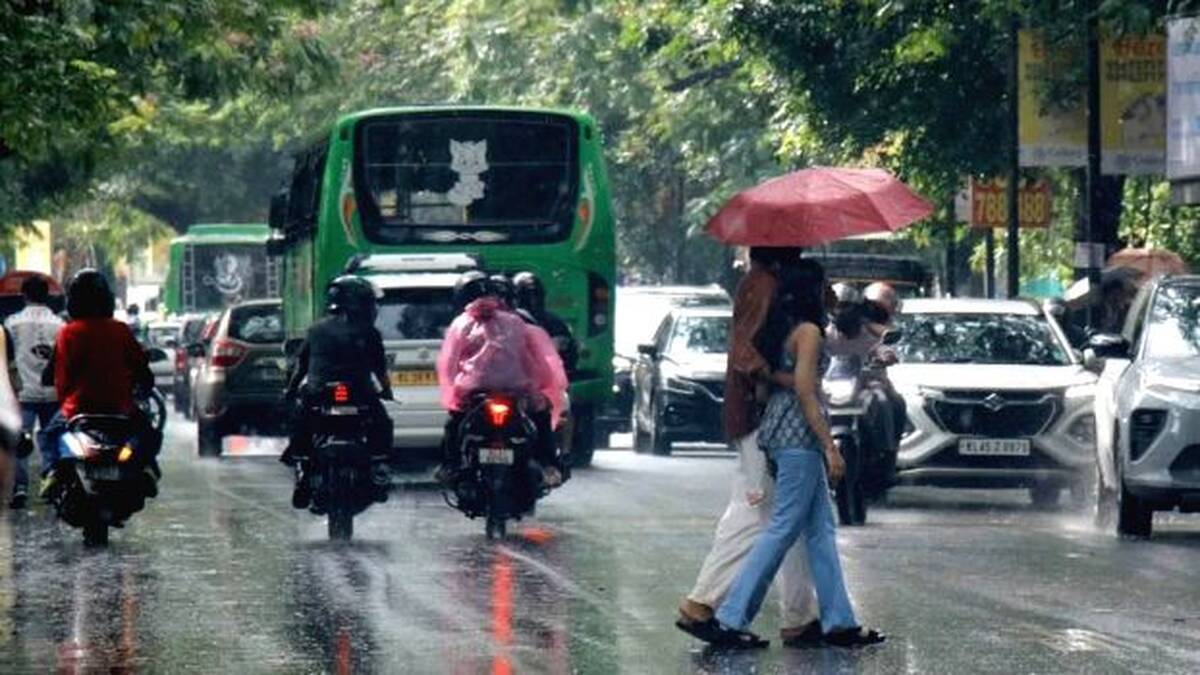 https://keralakaumudi.com/web-news/en/2026/07/NMAN0692887/image/kerala-rains-.1.3949777.jpg