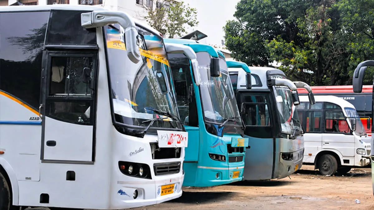 private-bus