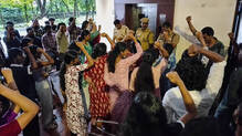 sfi-protest