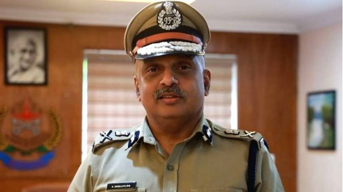 No investigation yet into DGP Sreejith's foreign trip: High Court criticizes Chief Secretary
