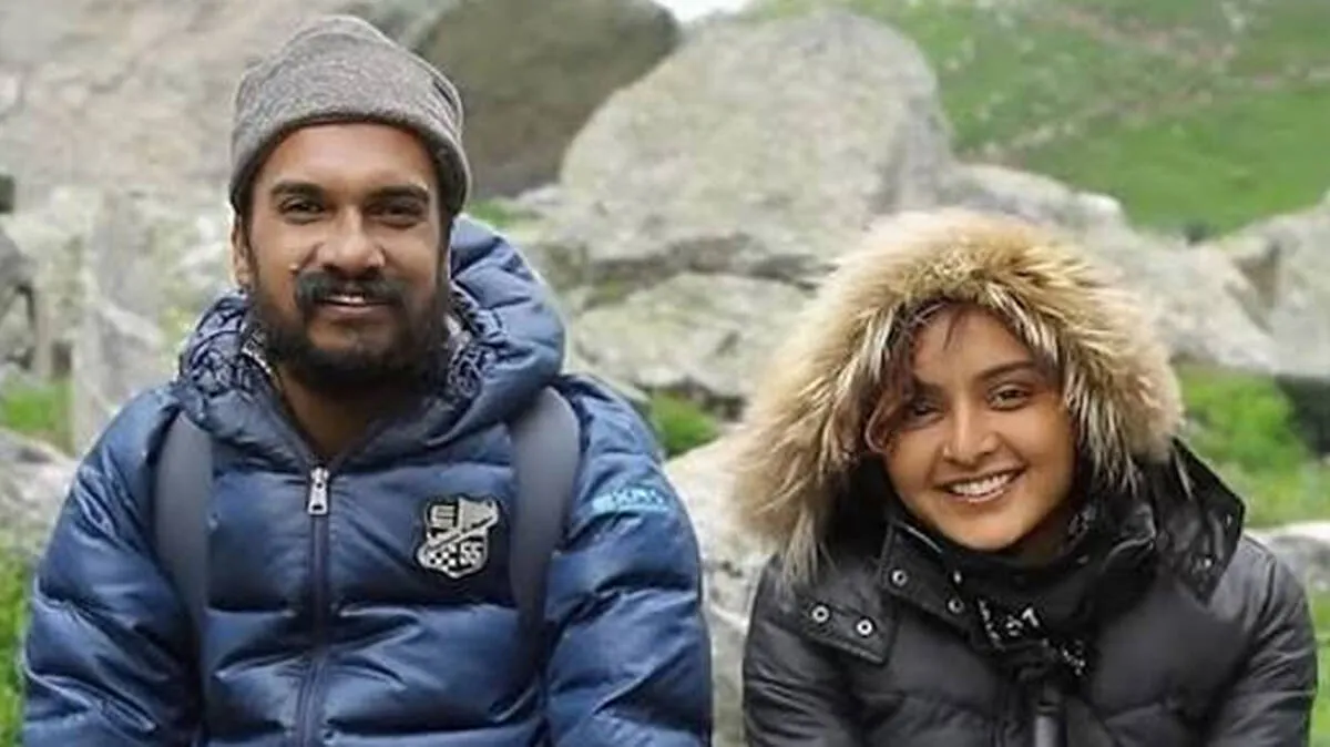 manju-warrier-with-sanal-